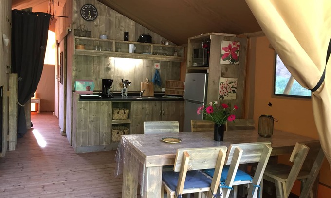 Le Buisson-de-Cadouin Cabaña | confort Cottage 5p en preciosos jardines, con piscina