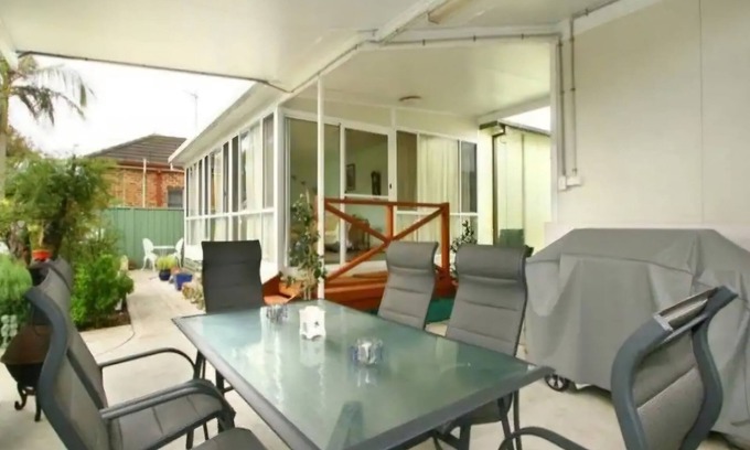 Windang Cabaña | Cottage. 5 mins from beach and lake.