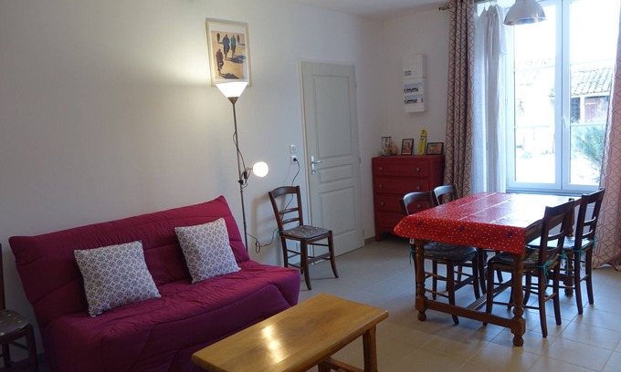 Benon Cabaña | Casa rural de 5 a 7 personas. A 20 minutos de La Rochelle, a 10 minutos del Marais Poitevin.