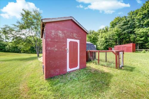 Elizabethtown-Kitley Casa | Cottage backing water