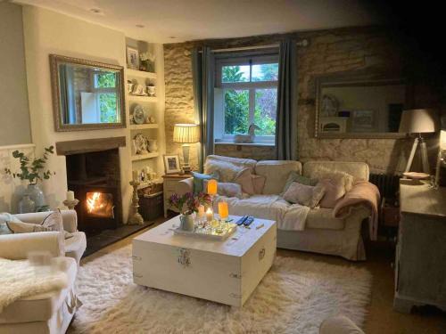 Witney Apartamento | Cottage c1790, Superb central Witney, free parking