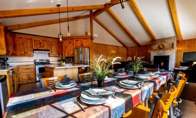 Sainte-Agathe-des-Monts Chalet De Esquí | Cottage Vasara for 12 people