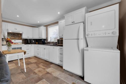 Saint John Casa | Cottage Feel in the City Close to Everything