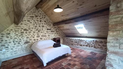 Dettey Otro | Cottage