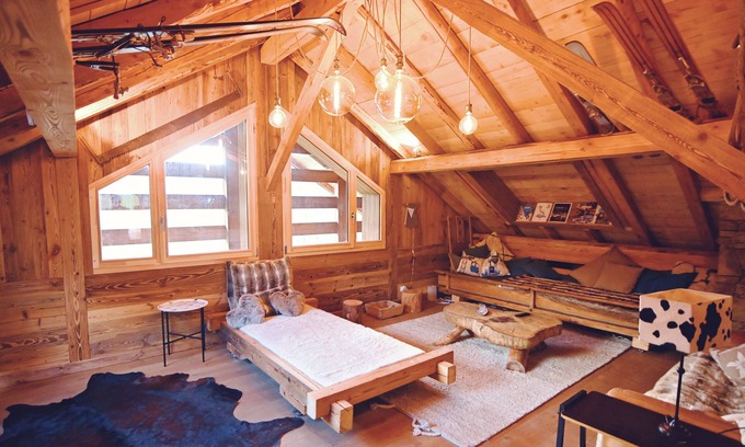 La Clusaz Chalet De Esquí | cabaña llena de corazón vista sur vehículo increíble 4/4 9 plazas disponibles