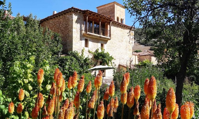 Ahedo del Butron Cabaña | Casa rural (alquiler íntegro) Dondevilla I para 10 +3 personas