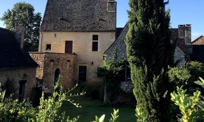 Castels et Bezenac Casa | Casa rural en una casa fuerte del siglo XV en el Périgord Negro