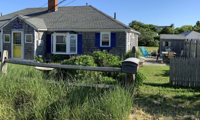 West Hyannisport Cabaña | Cottage in Centerville Just Steps from the Beach
