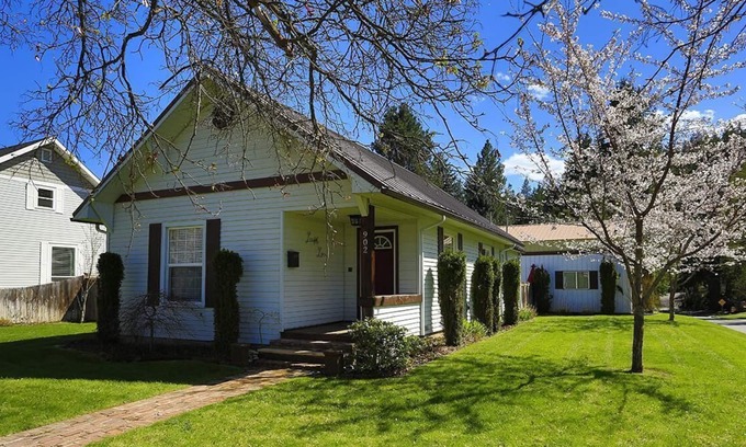 Coeur d'Alene Cabaña | CASA RURAL EN EL CENTRO DE COEUR d'ALENE
