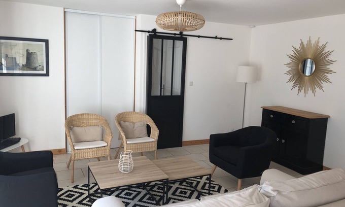 Sainte-Mere-Eglise Casa | Casa rural en Sainte Mère Eglise completamente renovada tranquila y cerca del mar