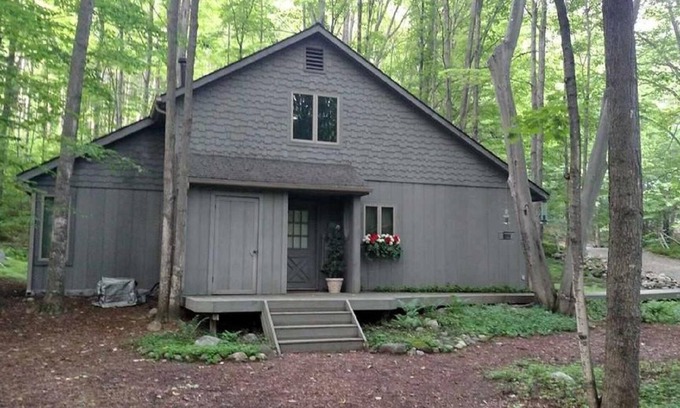 Bellaire Cabaña | Cottage en Schuss Village en dos acres en un entorno boscoso