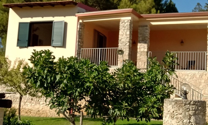 Sannicola Villa | chalet en el campo, con vistas al mar