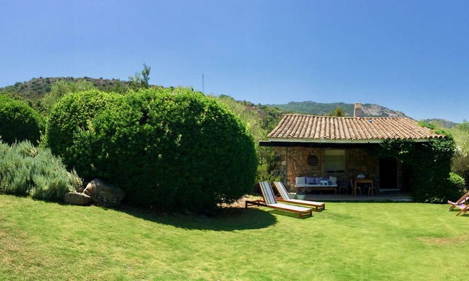 Cugnana Verde Cabaña | Cottage, Isolato nel Verde, Vicino Agli Spot e Spiagge Della Costa Smeralda