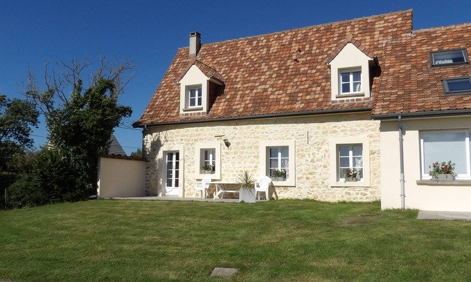 Hesdin-l'Abbe Cabaña | Cottage "La Grange" 8 personas ubicadas en una granja de caballos