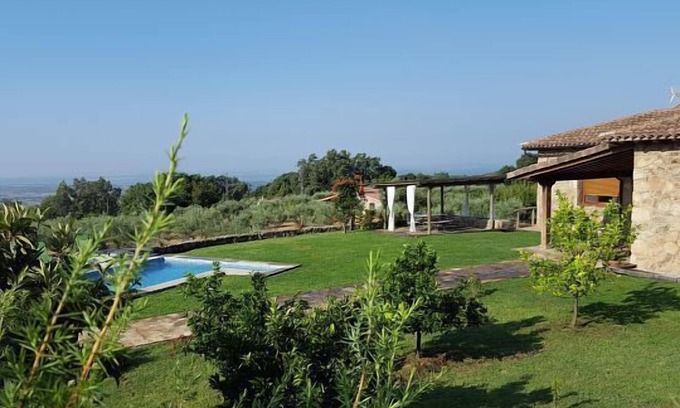 Candeleda Cabaña | Casa rural Las Camelias para 6 personas