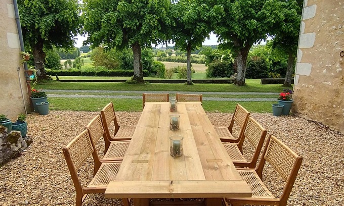 Sarce Casa | Cottage "Les Guittieres Gites" with Shared Terrace, Shared Garden & Wi-Fi
