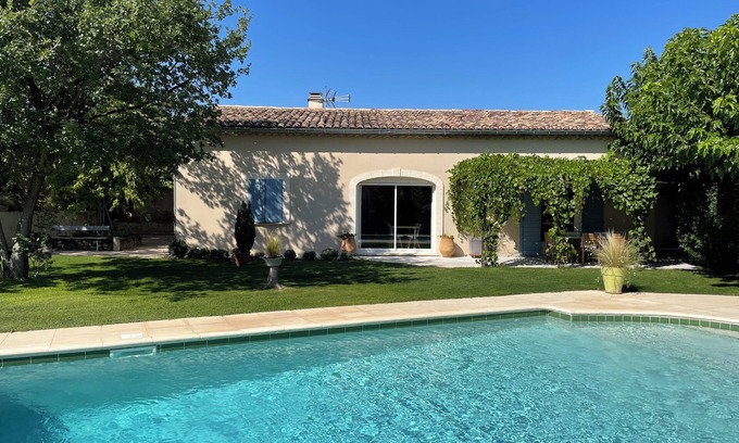 Villedieu Villa | Casa tranquila y confort en el campo, piscina privada.