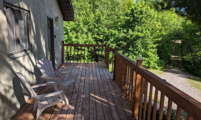 Arden Cabaña | Cottage on Kennebec- Your Next Family Getaway!