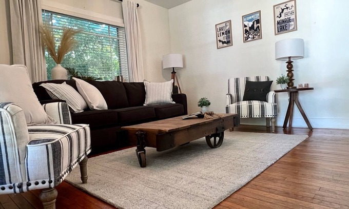 Bloomington Cabaña | Cottage on Kirkwood Walkable