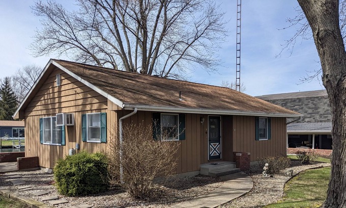 Culver Casa | Cottage on Lake Maxinkuckee