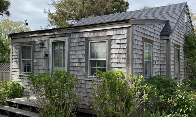 Nantucket Cabaña | Cottage on Nantucket
