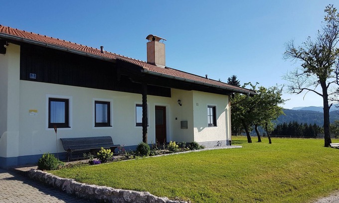 Siegsdorf Casa | Casa rural en el Riedl, hermosa ubicación aislada, vistas a la montaña
