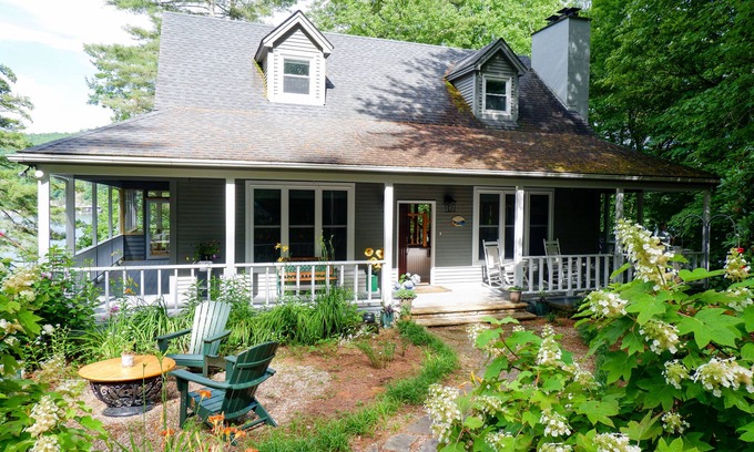 Cullowhee Casa | Cottage on the Point