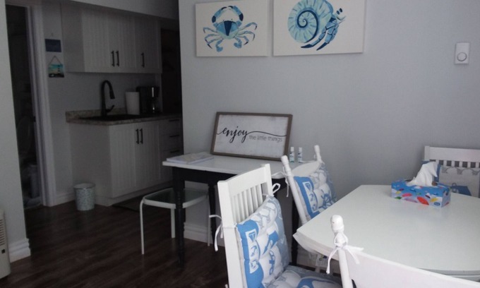 Georgetown Cabaña | Cottage Peaceful Getaway
