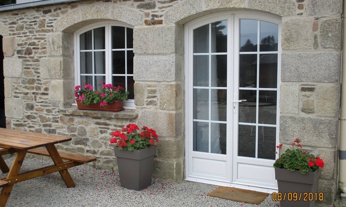 Garlan Casa | Cottage 'Penty's Ar Men 1' with Shared Terrace