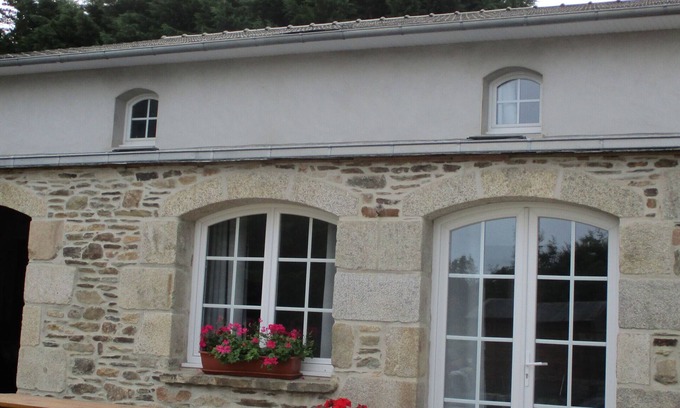 Garlan Casa | Cottage 'Penty's Iroise 4' with Shared Terrace