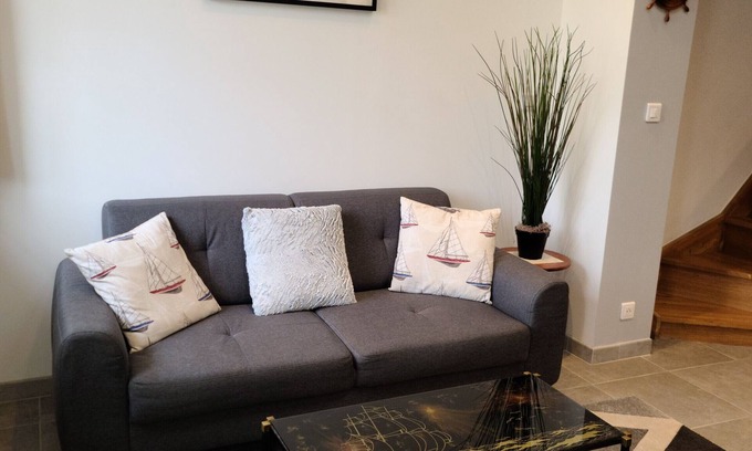 Garlan Casa | Cottage 'Penty's Ouessant 3' with Shared Terrace