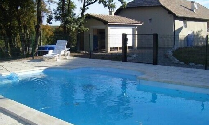Caylus Cabaña | De casa rural en Quercy con piscina, lujo, tranquilo y relajante