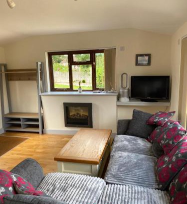 Sherborne Casa | Cottage Retreat- Sleeps 4 Garden