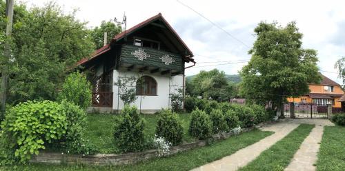 Yaremche Casa | Cottage Shchaslyvyi