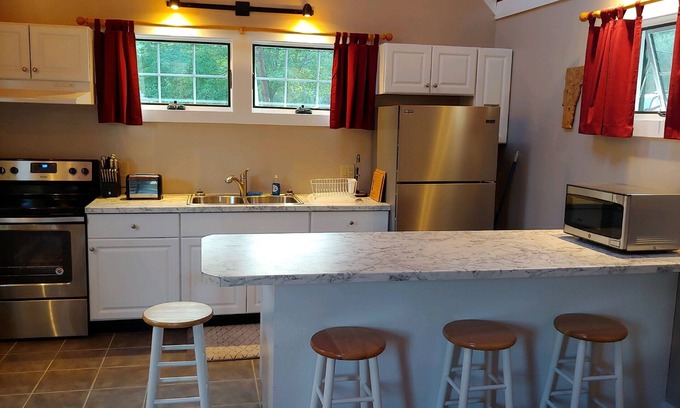 Salisbury Cabaña | Cottage @ Waterhouses