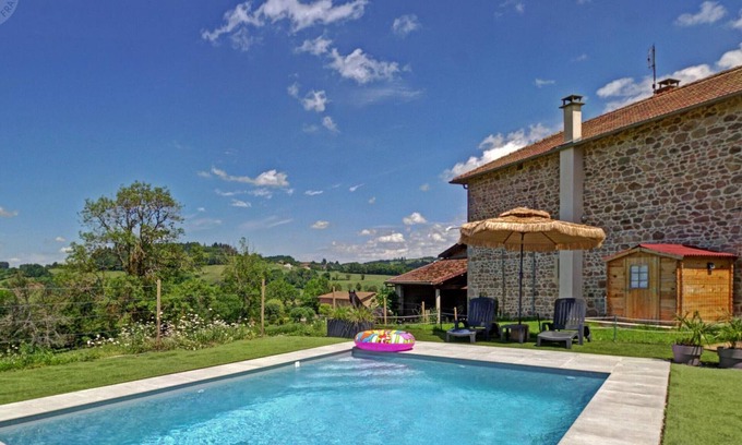 Belmont-de-la-Loire Cabaña | Casa rural con piscina, chimenea, jardín y mascotas permitidas