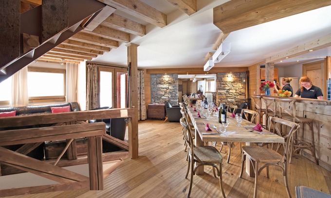 Val-d'Isere Chalet De Esquí | Casa con jardín y terraza