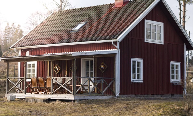 Skillingaryd Casa | Cottage with own lake