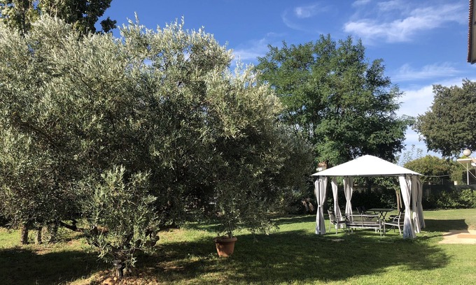 Saint-Gilles Apartamento | Casa rural cerca de la Camarga, jardín vallado, se admiten mascotas