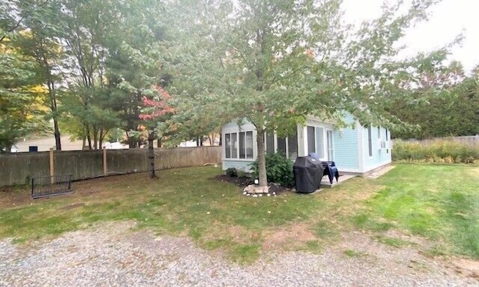 Summer Village Cabaña | Cottages at Summer Village, fully furnished cottage, Wi-fi, heated pools, hot tub