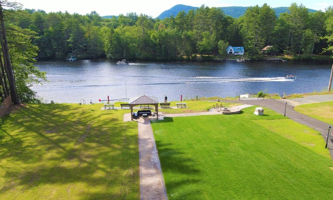 Lake Luzerne Cabaña | Cottages near Saratoga Springs
