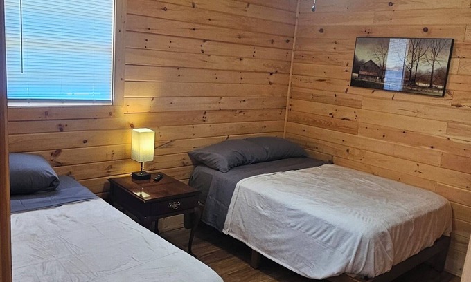 Bluewell Otro | Cottontail Farmhouse HMT Trails