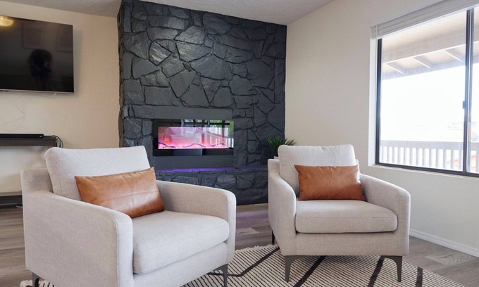 Cottonwood-Verde Village Casa | Cottonwood Castaway - Pool, comfort & style