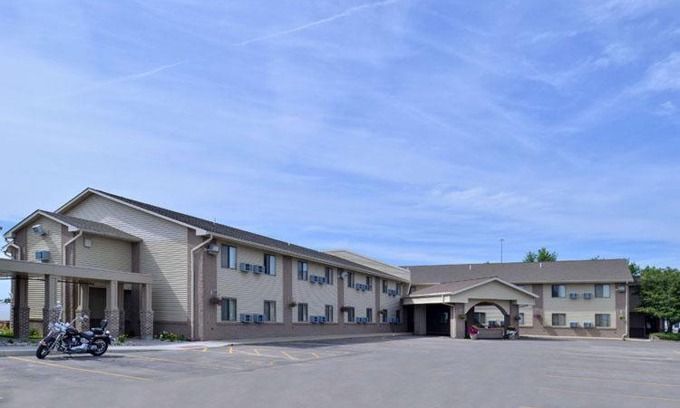 South Sioux City Hotel | Cottonwood Inn and Conference Center