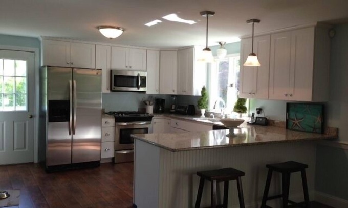 Cotuit Casa | Cotuit RETIRO! HERMOSA 3 BR / CENTRAL AC