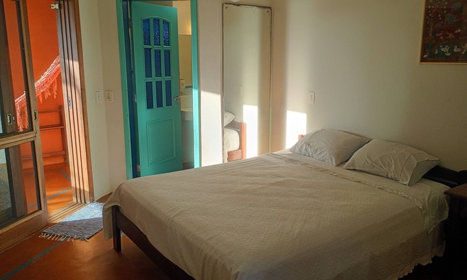 Praia da Fortaleza Apartamento | Couple's suite with beachfront views