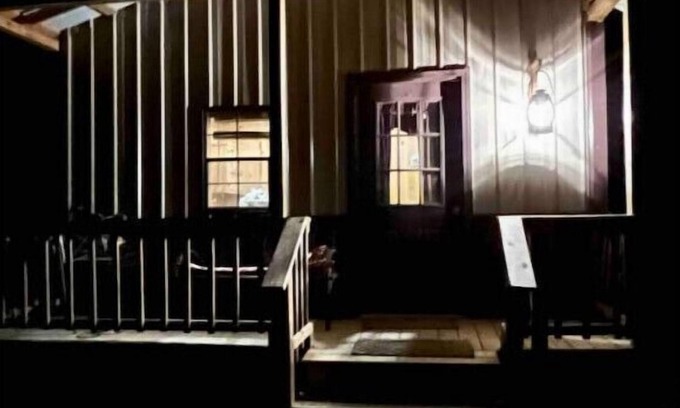 Eminence Cabina | Country and lovin’ it @ Robin’s Nest Cabin @ Current River/Jacks Fork River