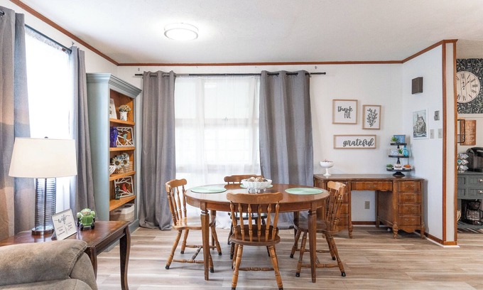 Indianapolis Casa | Country Charm, City Convenience