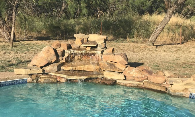 Potosi Casa | Country Cottage By the Pool
