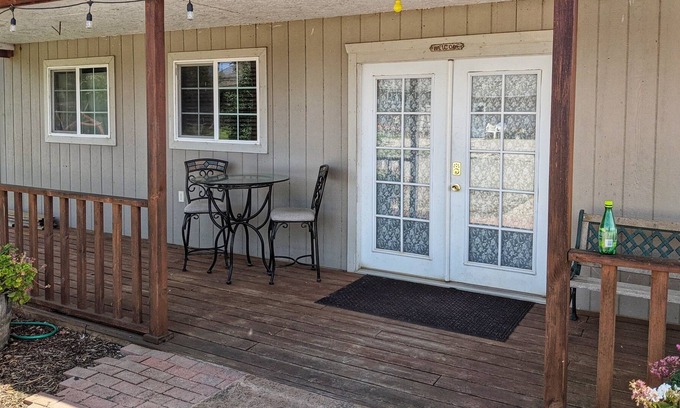 Glenn County Cabaña | Country Cottage - Close to Interstate 5 - Thunderhill